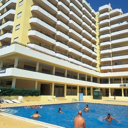 Rocha Apart